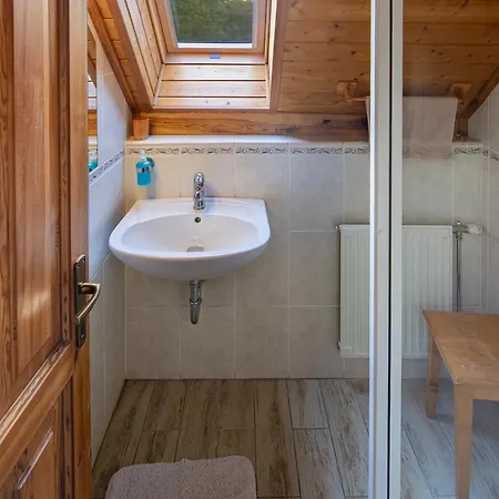 Affittacamere Hanga 3*